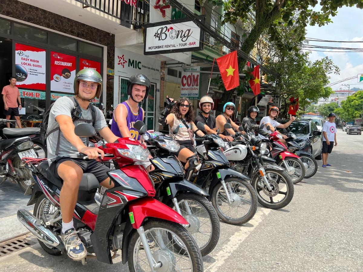 Bong Hostel And Motorbike Tour Ha Giang Esterno foto